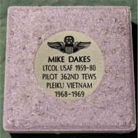 #074 Dakes, Mike