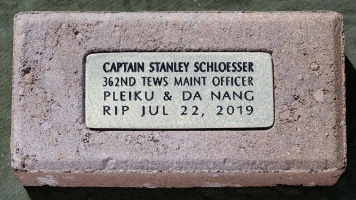 346 - Capt Stanley Schloesser