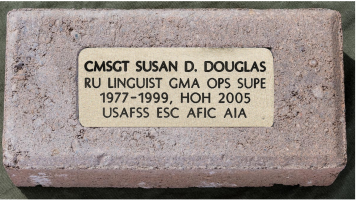 #475 Douglas