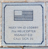 Huey VH-1D 650889 - VVA 457 Memorial Area B (147 of 222) (2)
